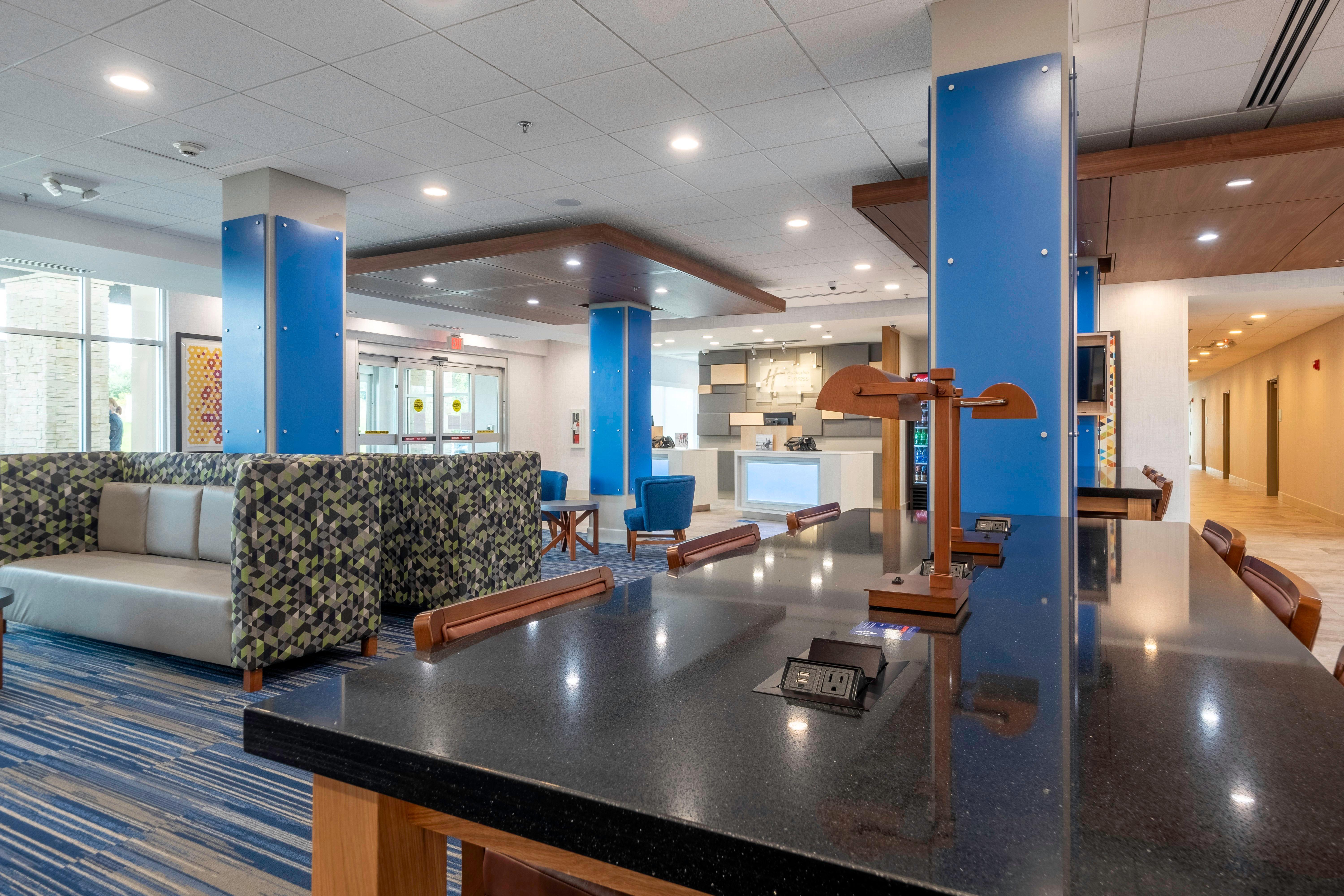 Holiday Inn Express & Suites - Staunton By Ihg Esterno foto