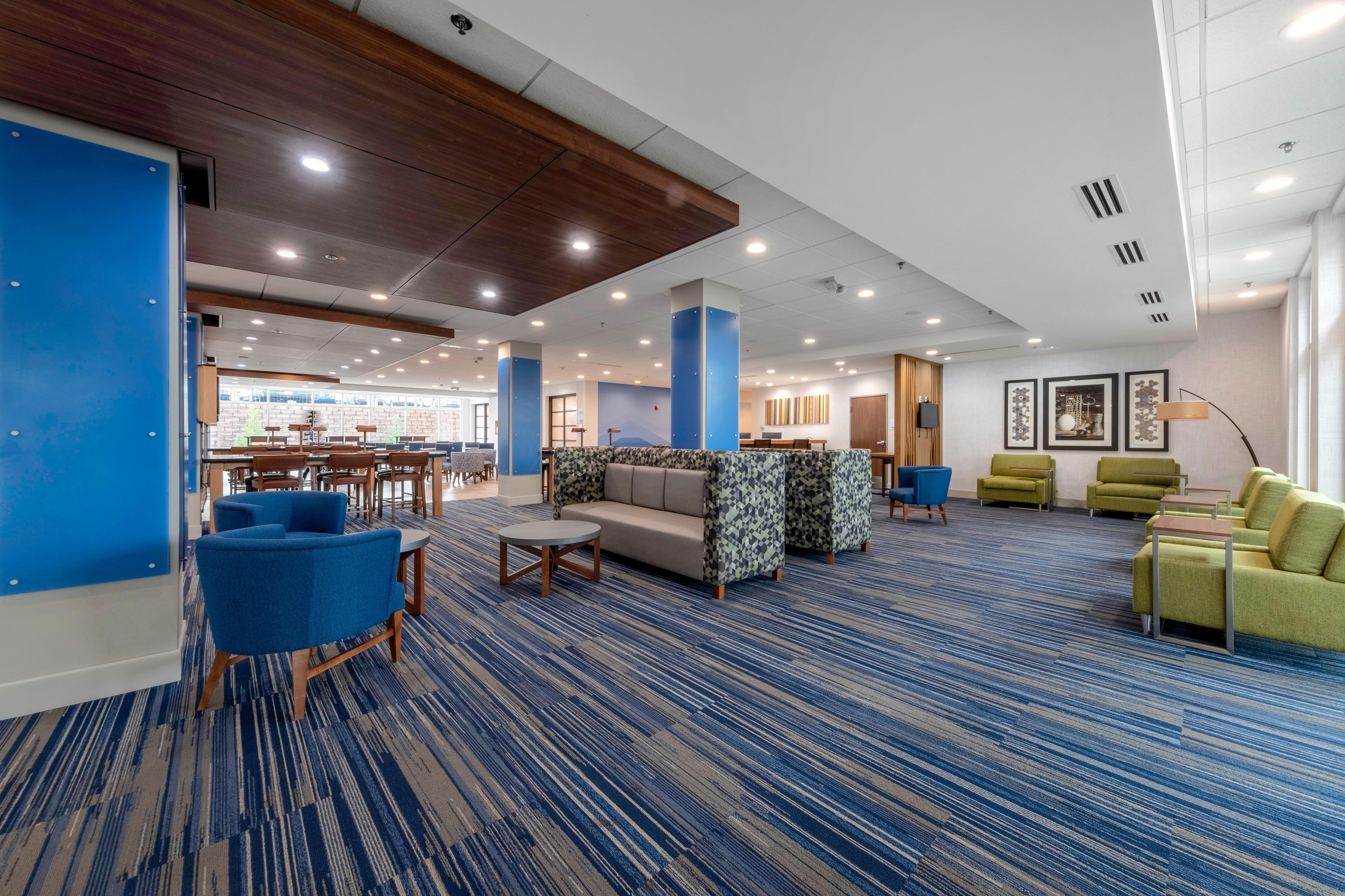Holiday Inn Express & Suites - Staunton By Ihg Esterno foto