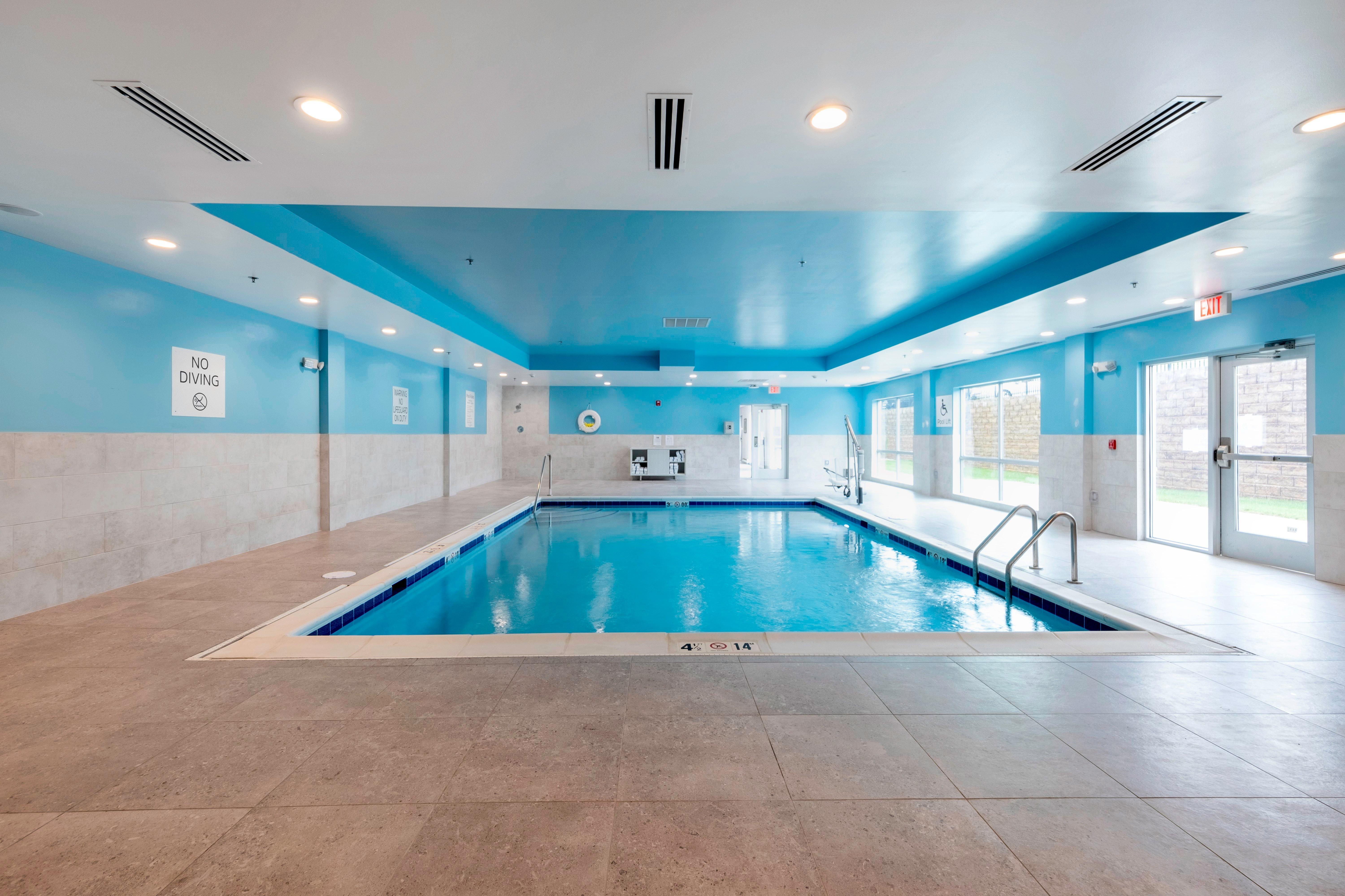 Holiday Inn Express & Suites - Staunton By Ihg Esterno foto