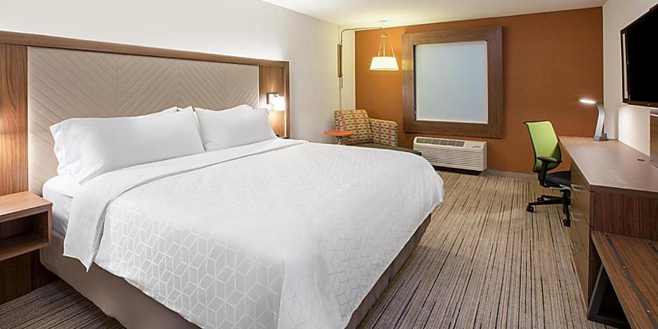 Holiday Inn Express & Suites - Staunton By Ihg Esterno foto